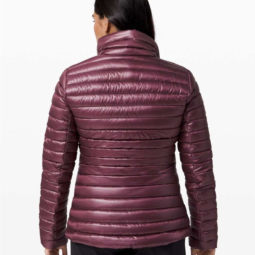 Women’s Lululemon Burgundy Pack it Down Shine Puffer Jacket Bordeaux Drama 2 - Picture 2 of 12